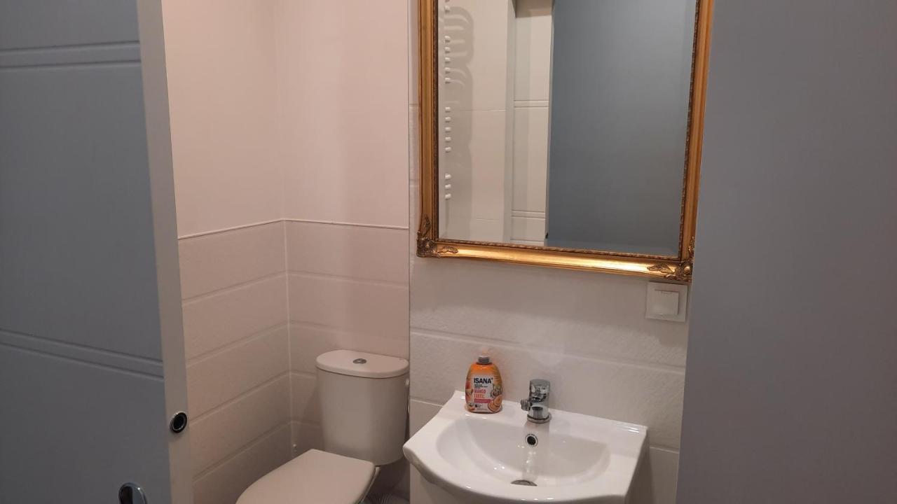 Appartement Apartament Katowicka à Poznań Extérieur photo